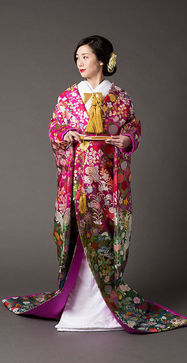 正絹高級重厚お値打ち白無垢・総刺繍色打掛 2点セット